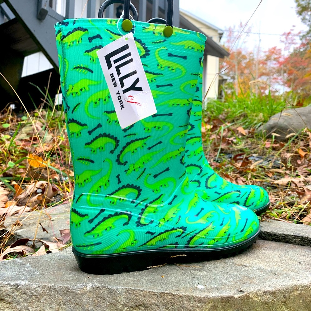 Lilly of NEW YORK Children’s Rainboots 🐊